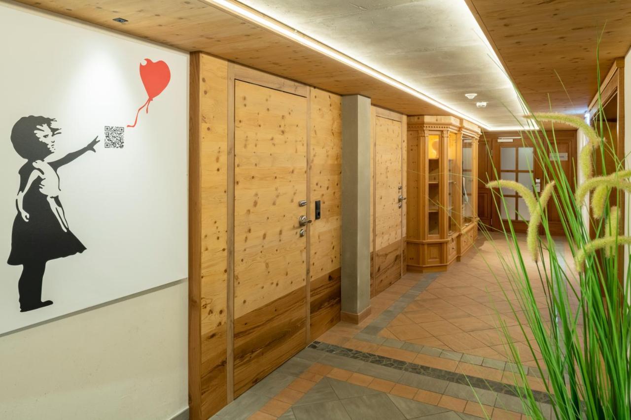 Hotel Olympia Ischgl Esterno foto