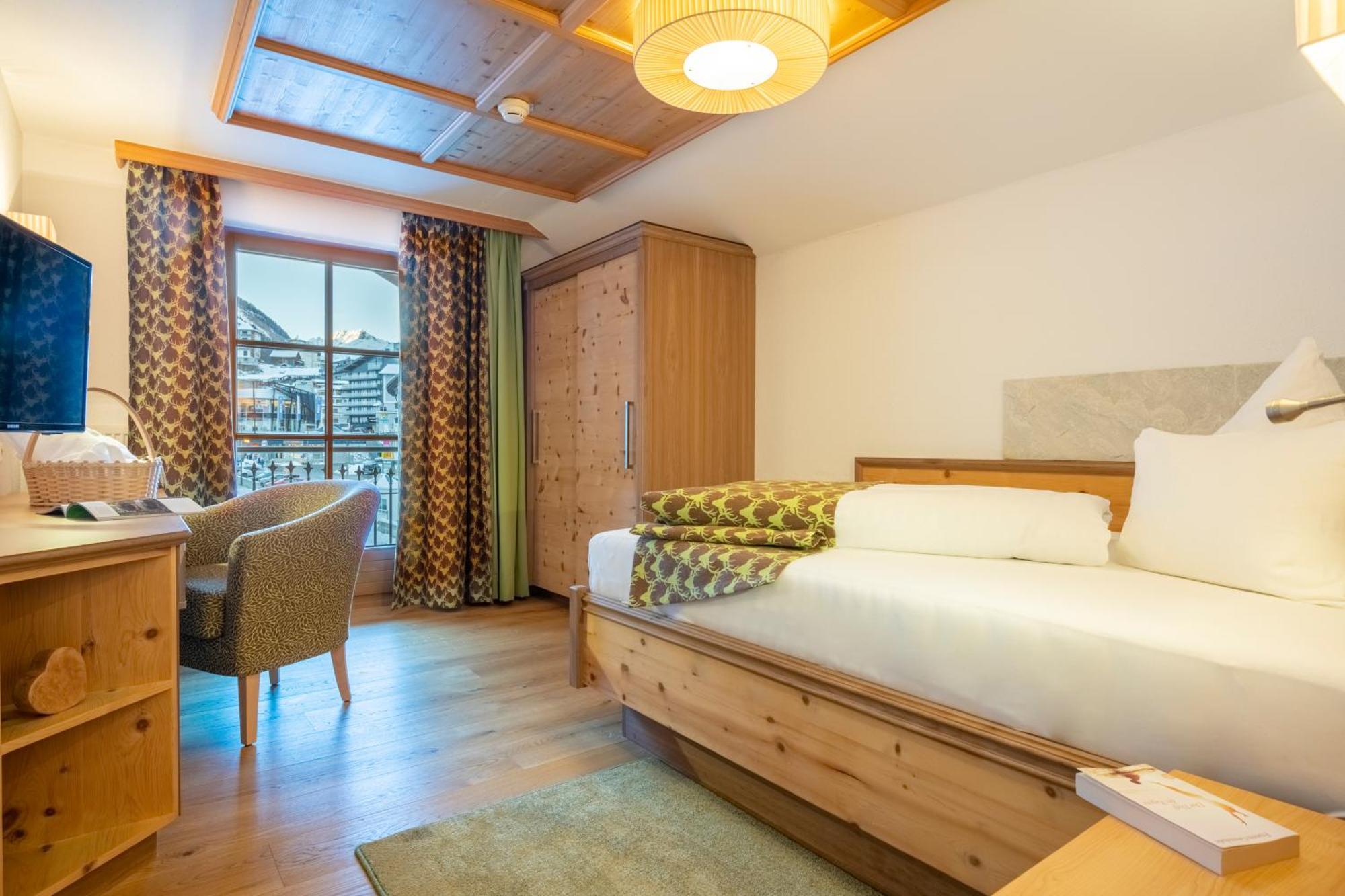 Hotel Olympia Ischgl Esterno foto