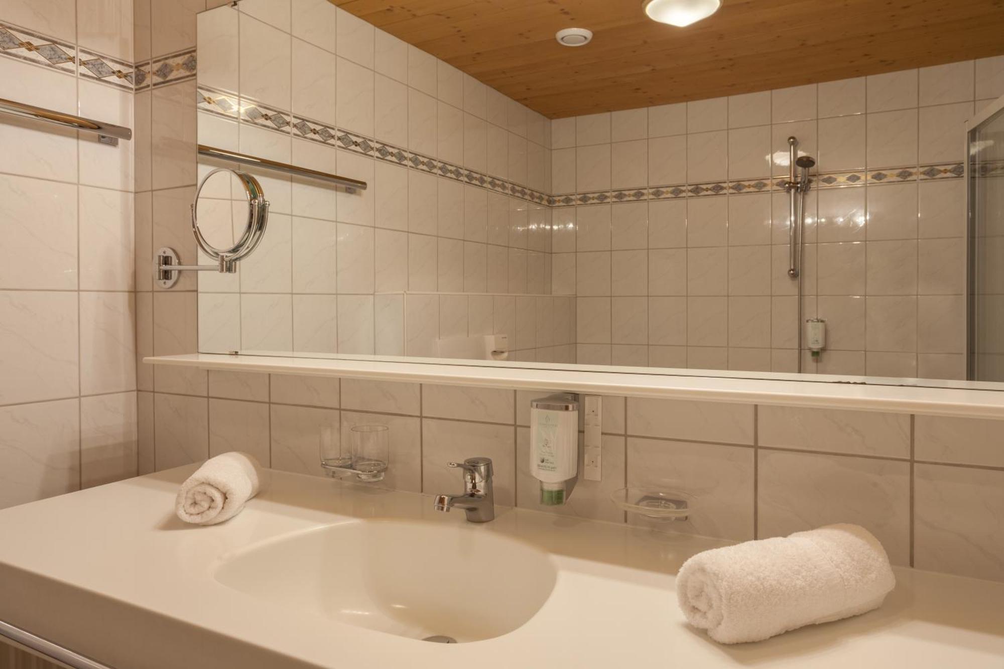 Hotel Olympia Ischgl Esterno foto