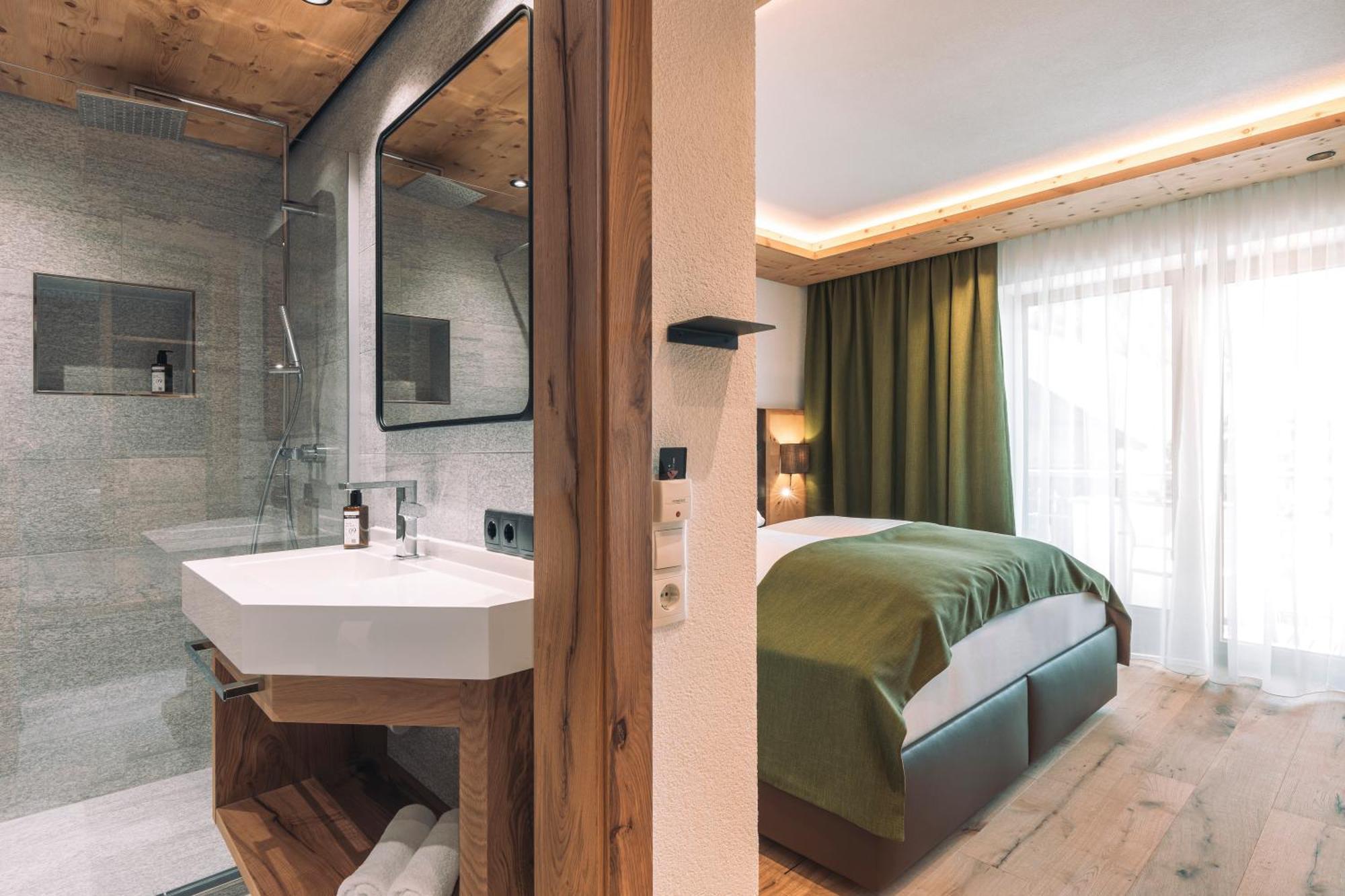 Hotel Olympia Ischgl Esterno foto